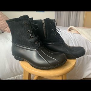 Black Leather Sperry Duckwater Boots